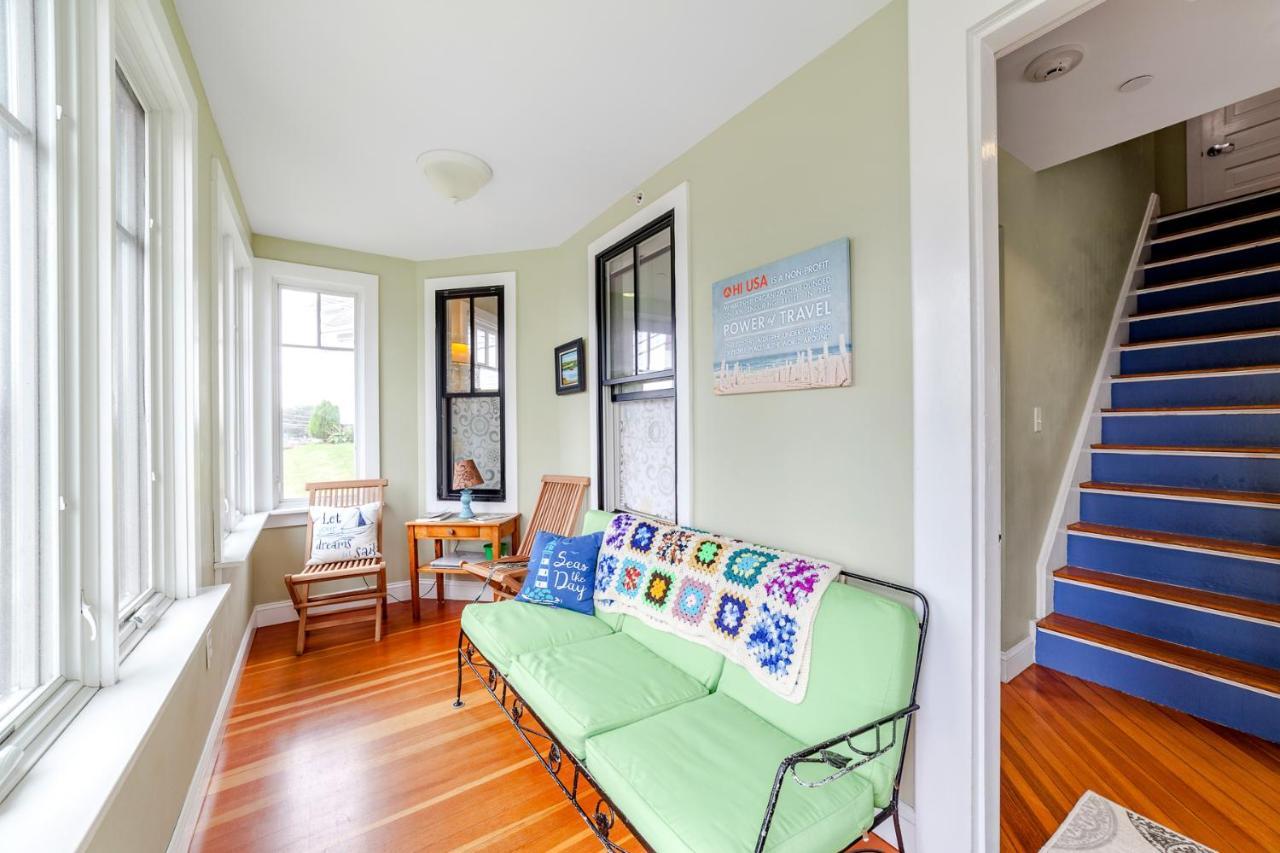 Hi Hyannis Hostel Exterior photo